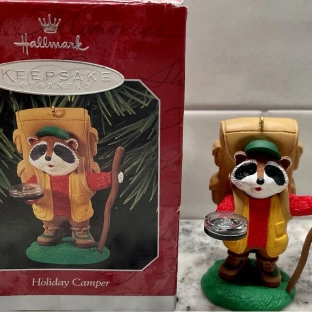 Vintage Hallmark Keepsake Ornament Holiday Happy Camper